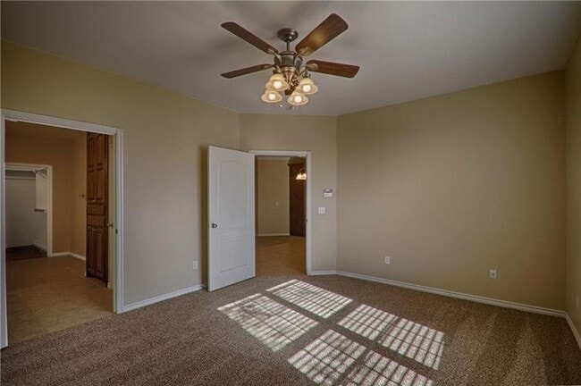 Building Photo - 11326 NW 121st Pl