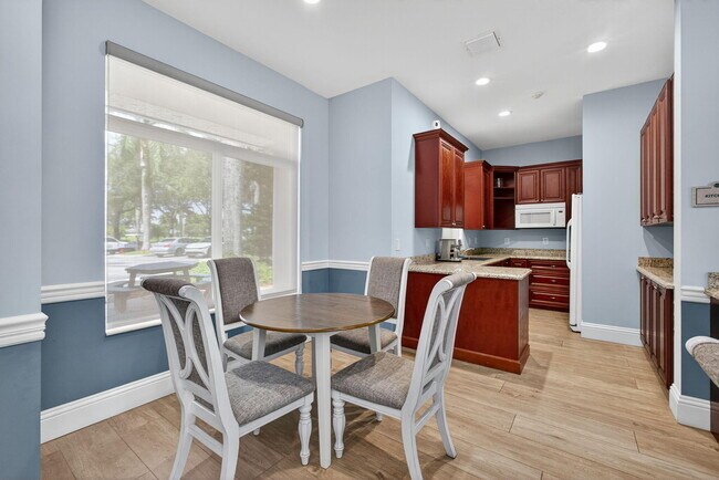 Building Photo - 3738 Old Lighthouse Cir