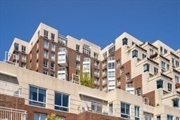 Building Photo - 83 Cambridge Pkwy