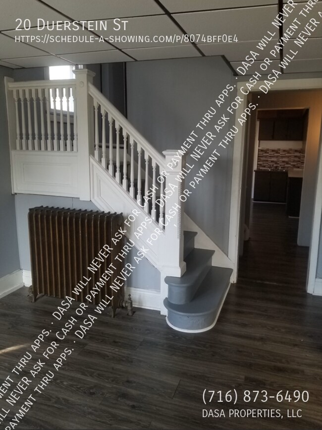 Building Photo - 20 Duerstein - 4 Bed / 1 Bath