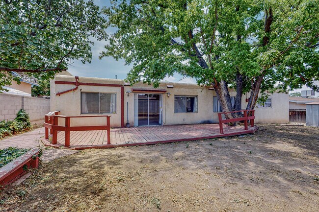 Building Photo - 7309 Coulson Dr NE