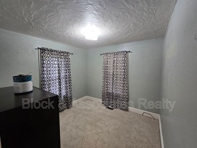 Building Photo - 3107 Archdale Rd