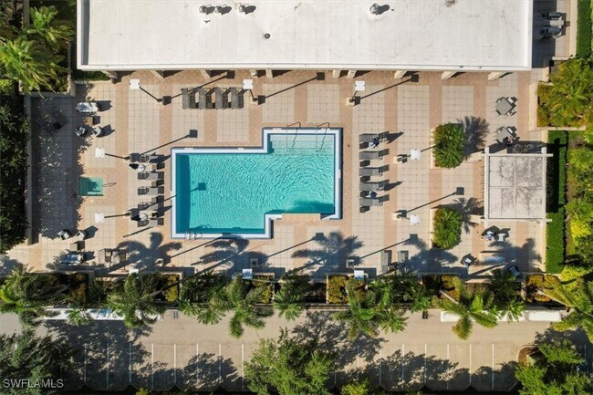 Building Photo - 9115 Strada Pl