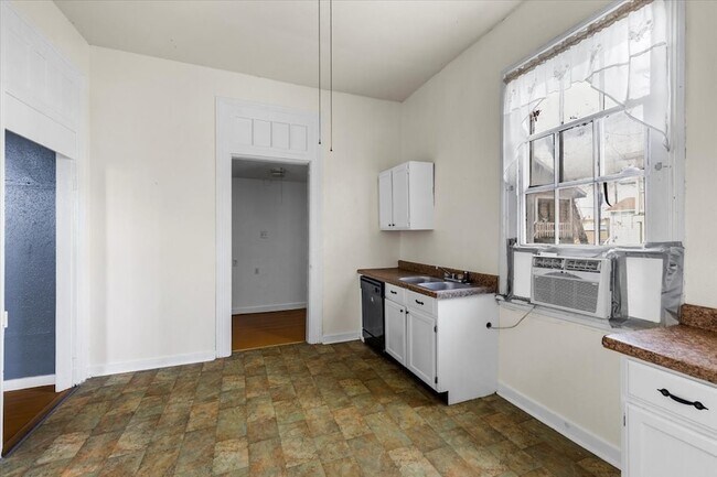 Building Photo - 1524 Mechanic St