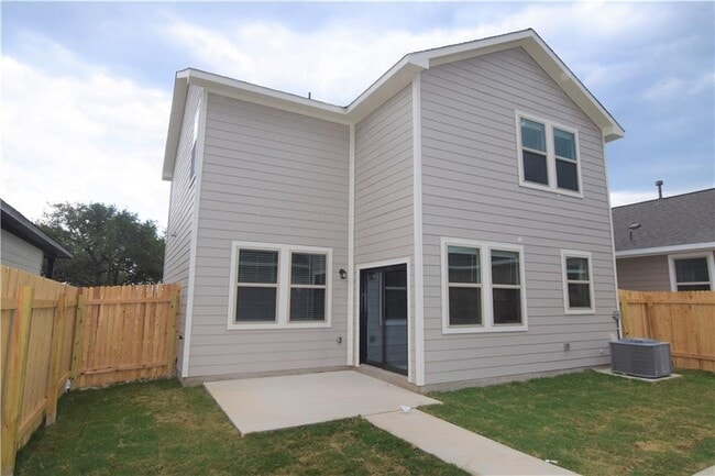 Building Photo - 2108 Pecan Island Dr
