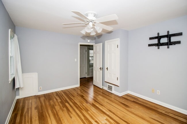 Building Photo - 20040 Bonnie Bank Blvd