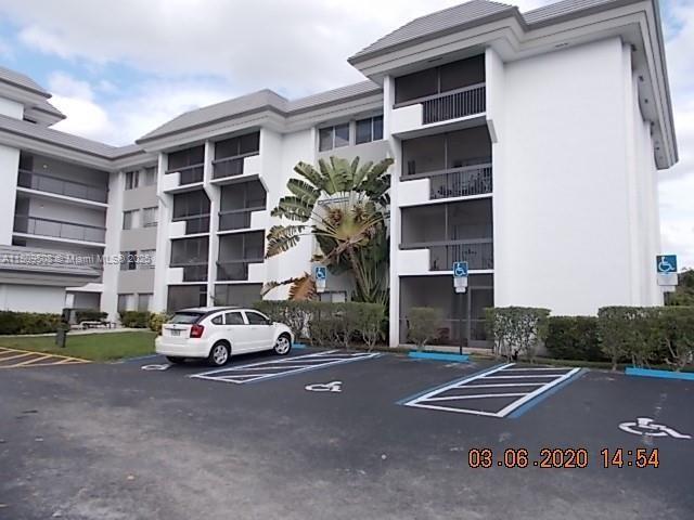 Building Photo - 721 N Pine Island Rd