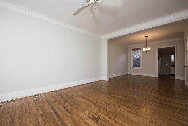 Building Photo - 202 11th St NE