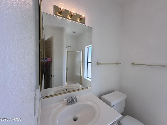 Building Photo - 13818 N Saguaro Blvd