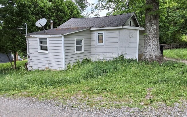 Building Photo - 66 Higgins Trail