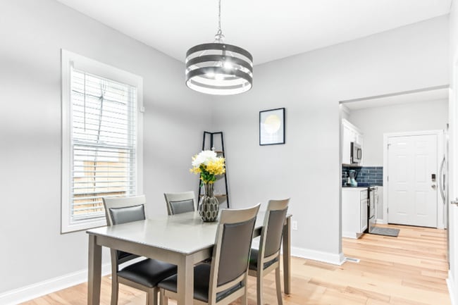 Building Photo - Modern Townhome in the Heart of Franklinton