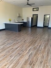 Building Photo - 103 S Main St