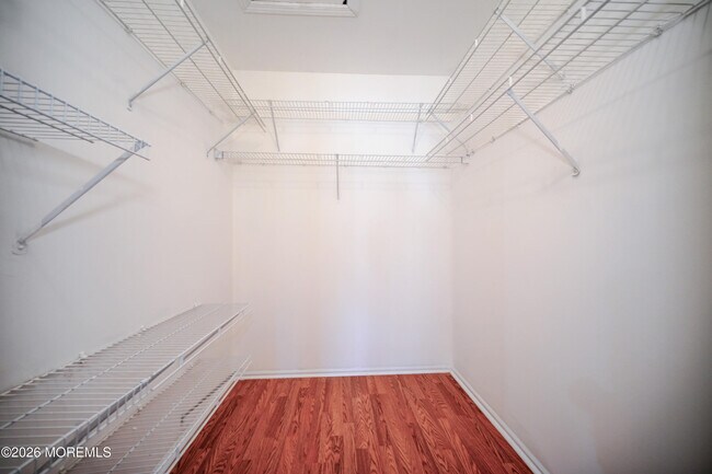 Building Photo - 214 Paddington Ct