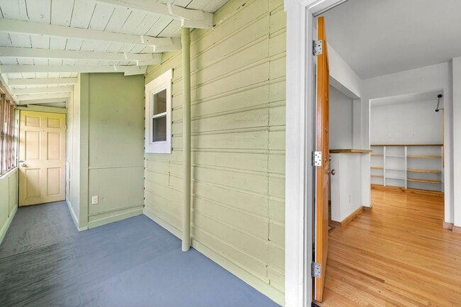 Building Photo - Unique 2-Bedroom, 1-Bathroom with Loft Spa...