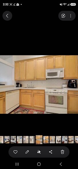 Building Photo - 3652 NW 83rd Ln