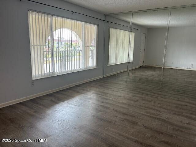 Building Photo - 201 St Lucie Ln
