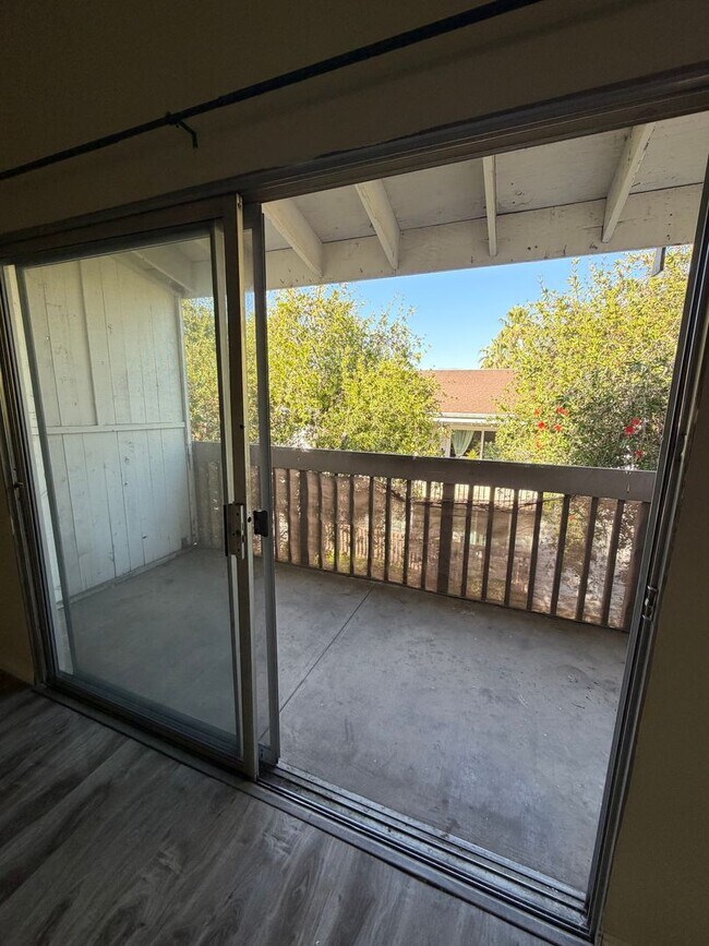 Building Photo - Beautiful Condo in Serene Montebello HOA Community – Pool, Spa & Prime Location