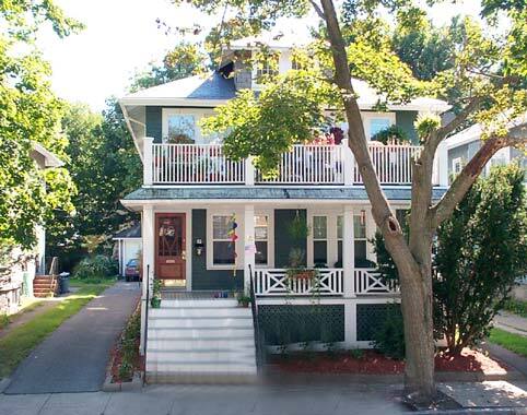 Building Photo - 16 Halifax St