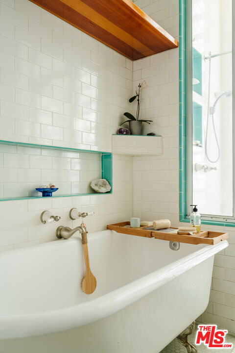 Building Photo - 1311 Maple St