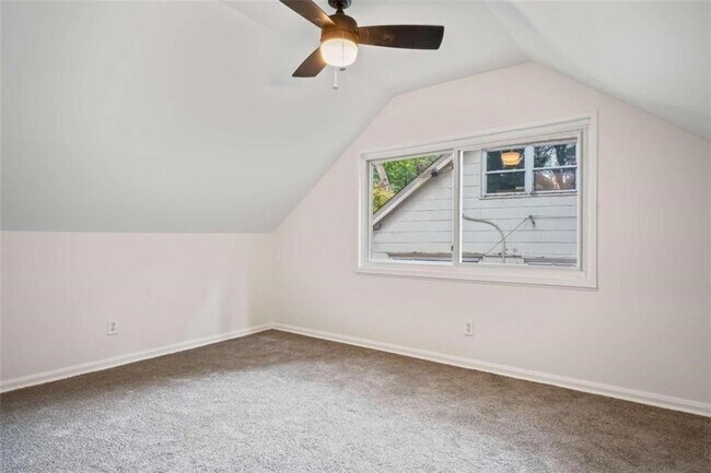 Building Photo - 2735 Defoors Ferry Rd NW