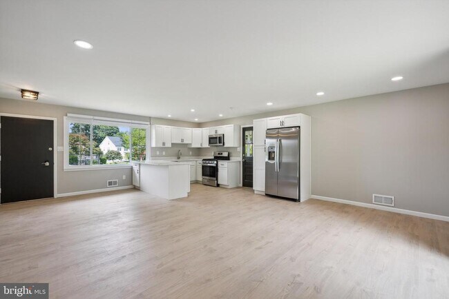 Building Photo - 5317 Oldcastle Ln