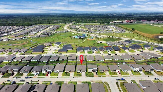 Building Photo - 7806 Cattleman Vly Dr