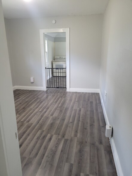 Building Photo - 3828 Torrance Dr