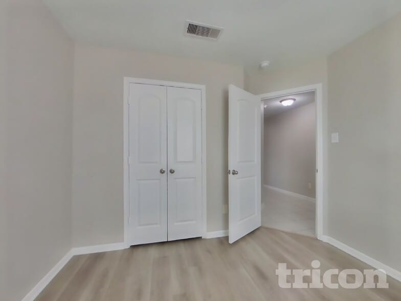 Building Photo - 604 Totem Trail Dr