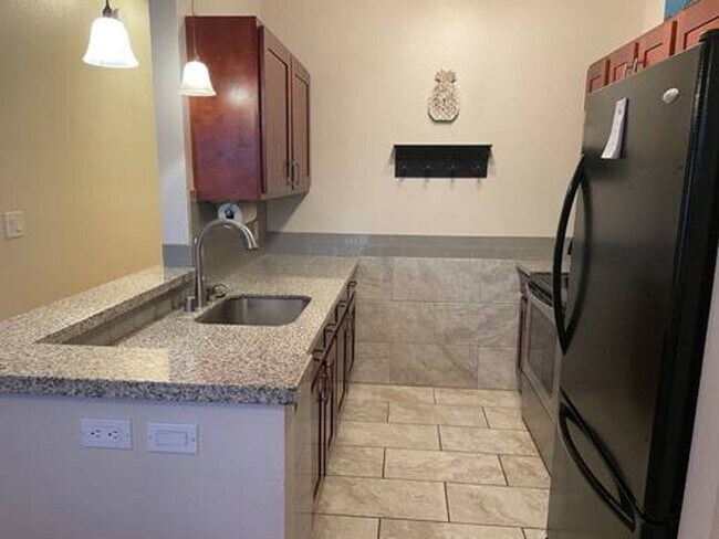 Building Photo - Keonekai Villages upstairs 2 bedroom, 1.5 bathroom unit, with 2 parking spaces