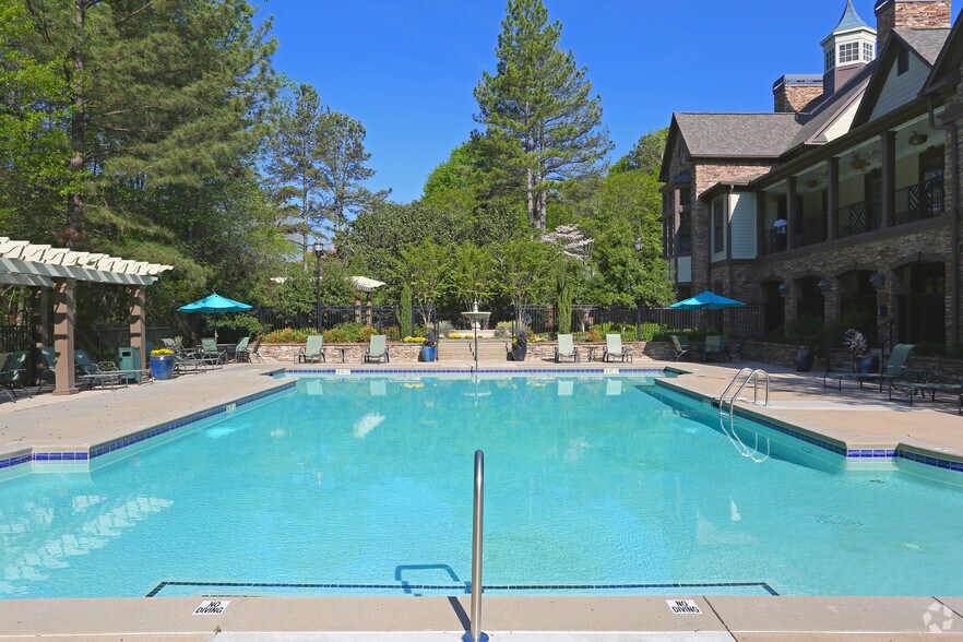 Avonlea On The River 6015 State Bridge Rd Duluth GA 30097 Apartment