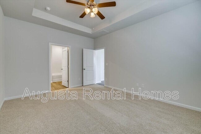 Building Photo - 1253 Birch Cir