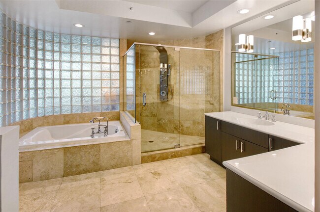 Building Photo - 301 Hendricks Isle