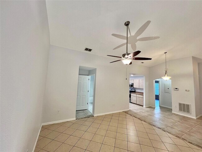 Building Photo - 7469 Pond Cir