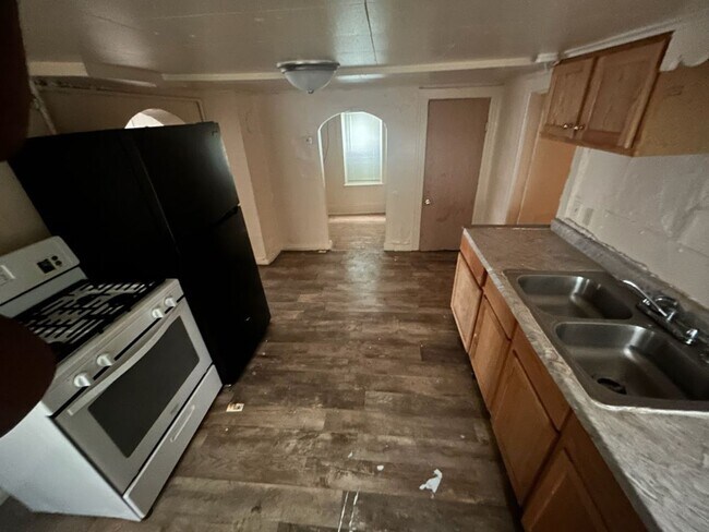 Building Photo - 2478 S 5th Pl