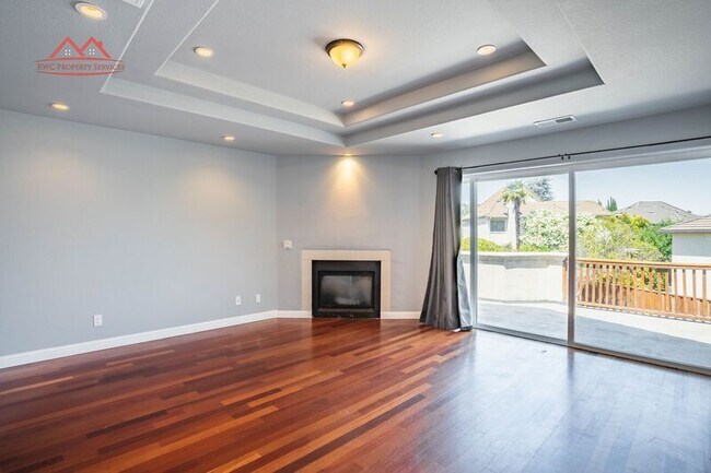 Building Photo - 6497 Hirabayashi Dr