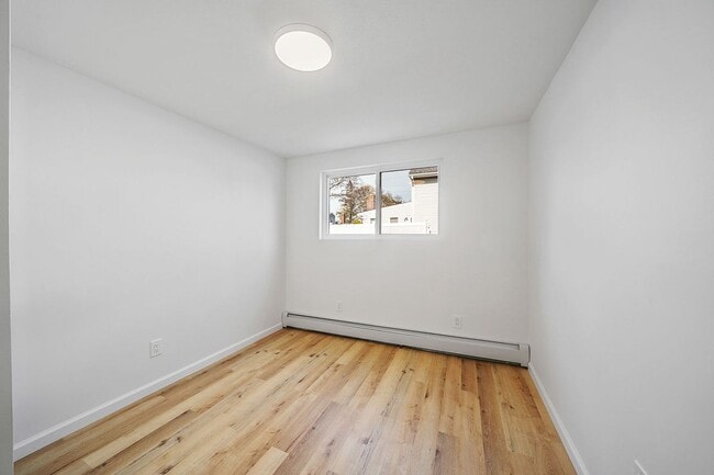Building Photo - 338 Virginia Ave