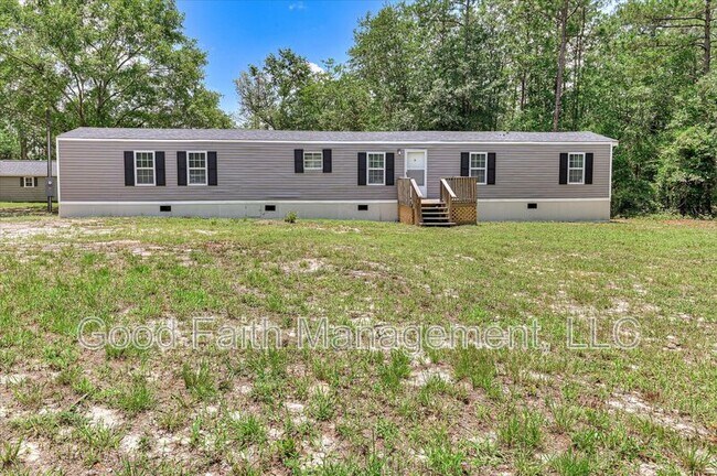 Building Photo - 2056 Louisa Rd