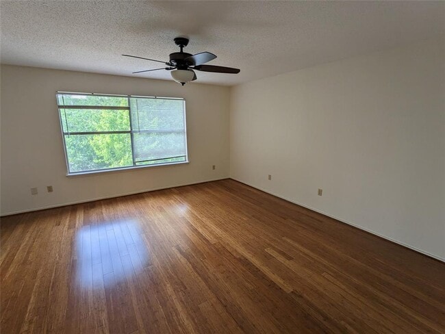 Building Photo - 8608 Dandelion Trail
