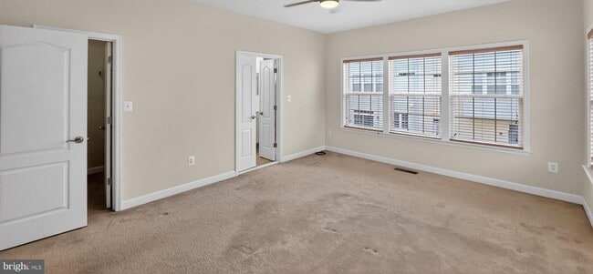 Building Photo - 11601 Leesborough Cir