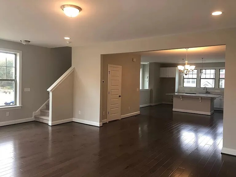 Building Photo - 913 Dalton Ridge Pl