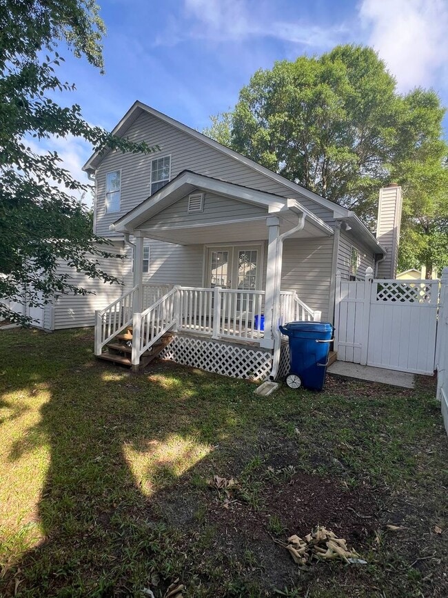 Building Photo - Bent Oaks Estates, 3 BD, 2.5 BA