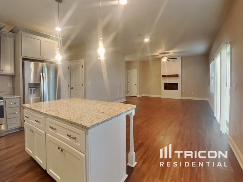 Building Photo - 7398 Winding Way