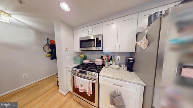 Building Photo - 3835 9th St N