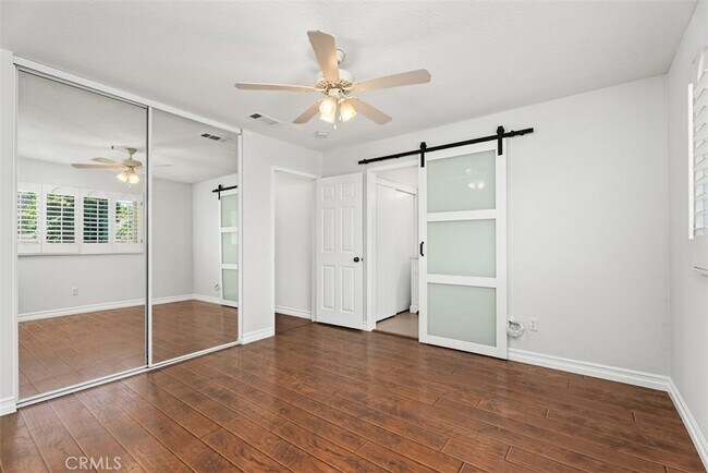 Building Photo - 5847 E Rocking Horse Way