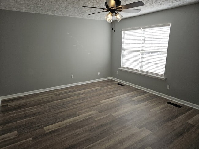 Building Photo - 124 Wolverine Trail