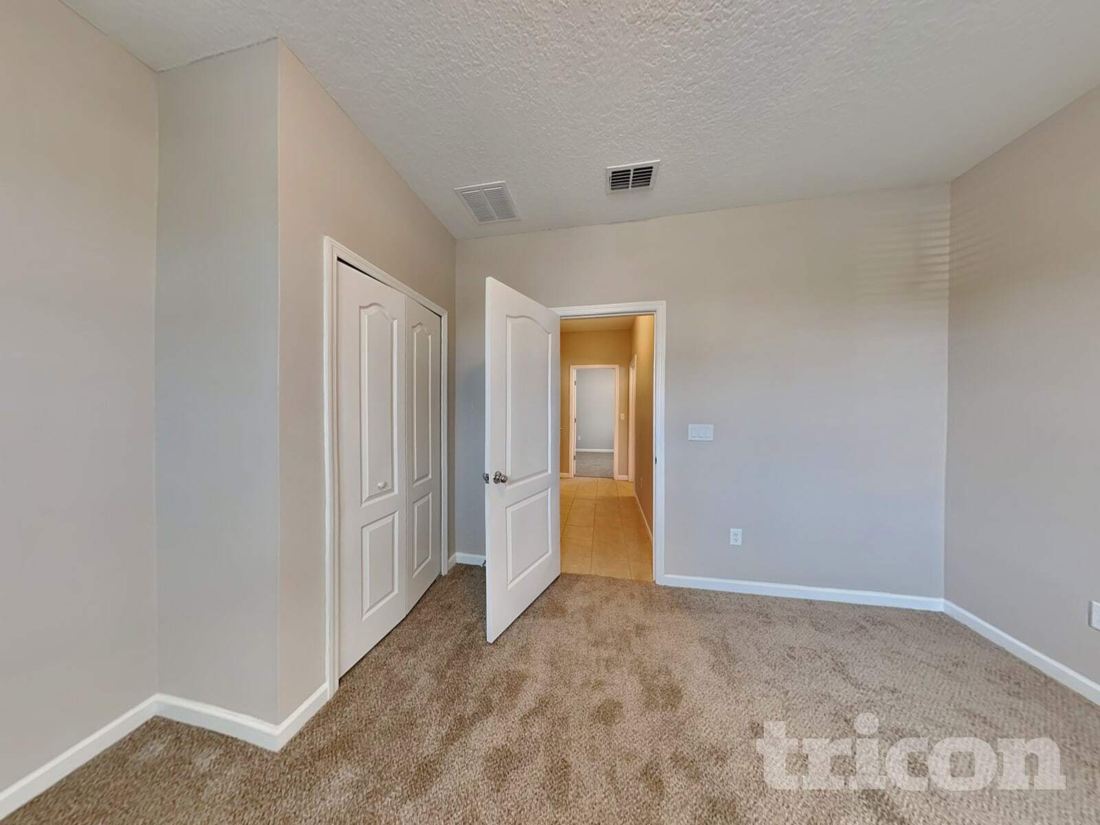 Building Photo - 124 Bloomfield Wy