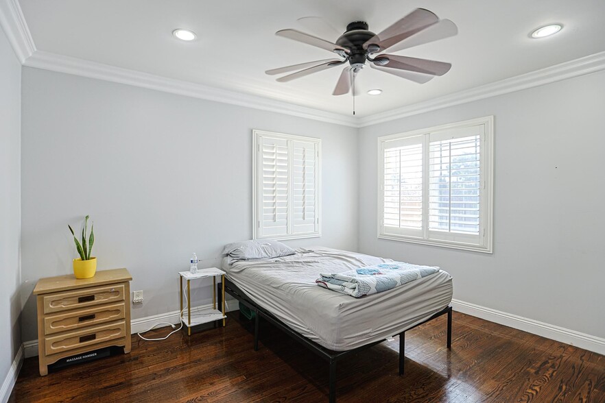 2nd Bedroom - 313 E 11th St