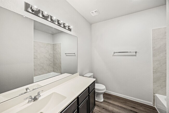 Building Photo - 3919 Faletti Dr