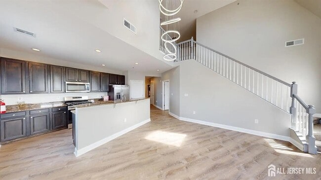 Building Photo - 6403 Fernandez Ct