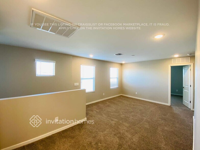 Building Photo - 40581 W Sunland Dr